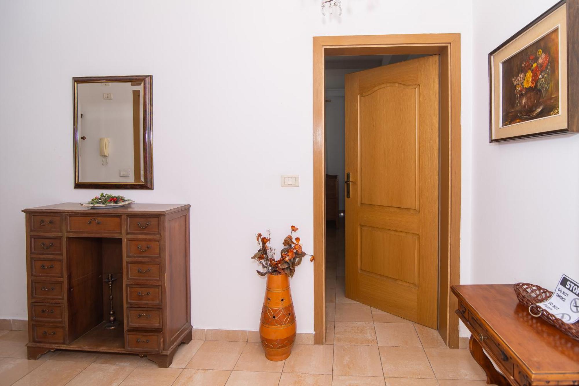 Vintage Blloku Apartment Tiranë Ngoại thất bức ảnh