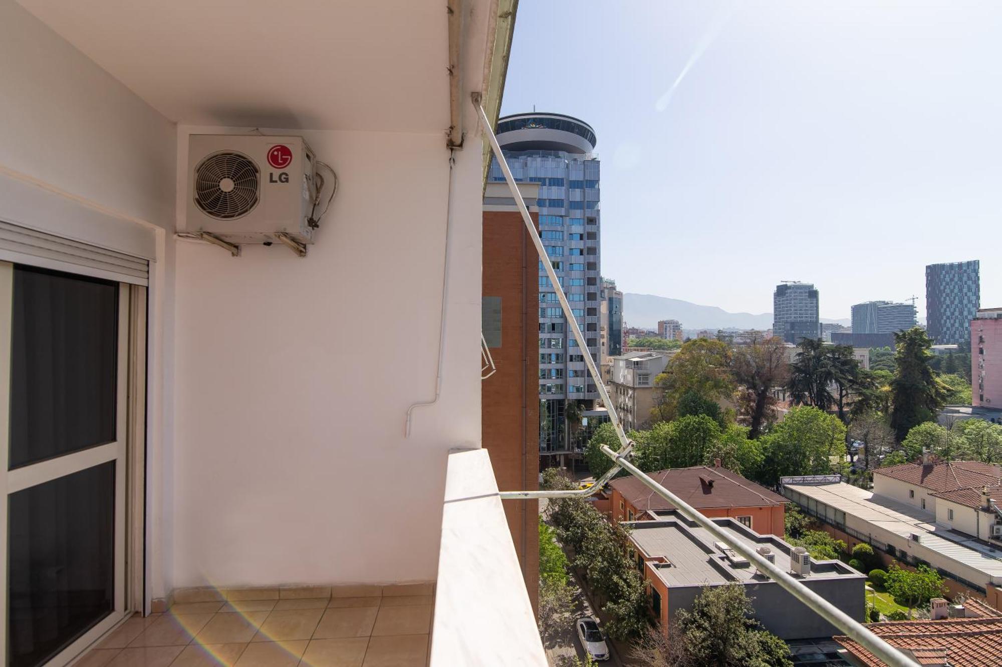 Vintage Blloku Apartment Tiranë Ngoại thất bức ảnh